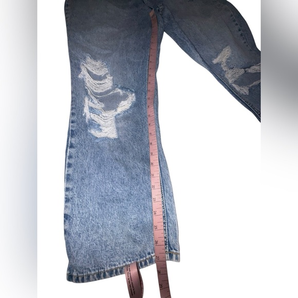Sneak Peek Distressed Blue Jeans Size 11 - Picture 5 of 6